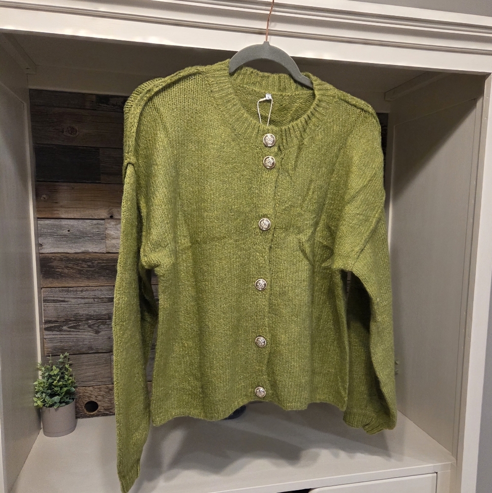 Fashion Chic Knit Button Up Cardigan W/ Balloon Sleeves & An Oversized Look!! - Picture 7 of 16